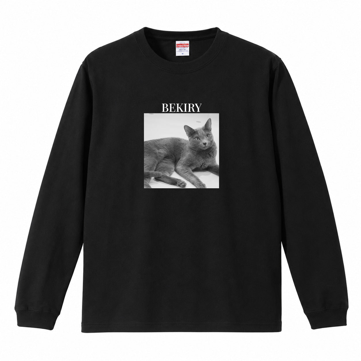 ブラック