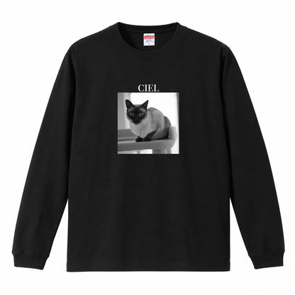 ブラック