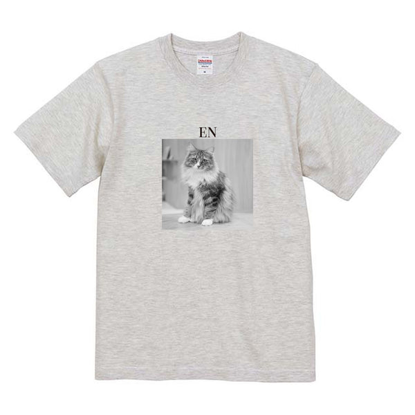 エン モノクロ写真コットンTシャツ