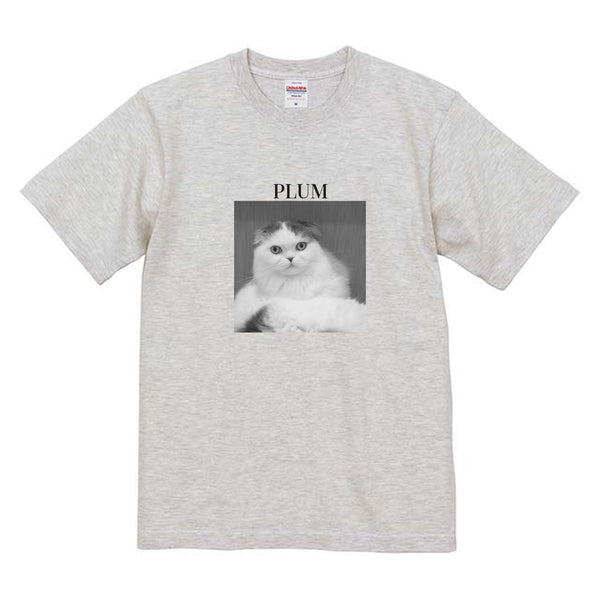 プラム モノクロ写真コットンTシャツ