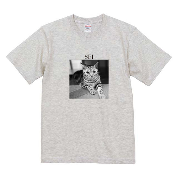 せい モノクロ写真コットンTシャツ