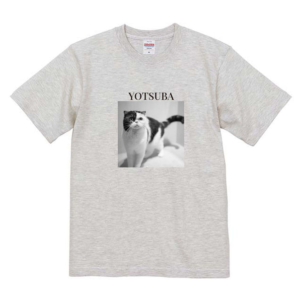 ヨツバ モノクロ写真コットンTシャツ