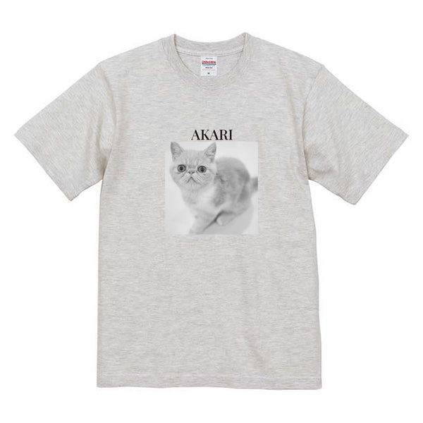 燈 モノクロ写真コットンTシャツ