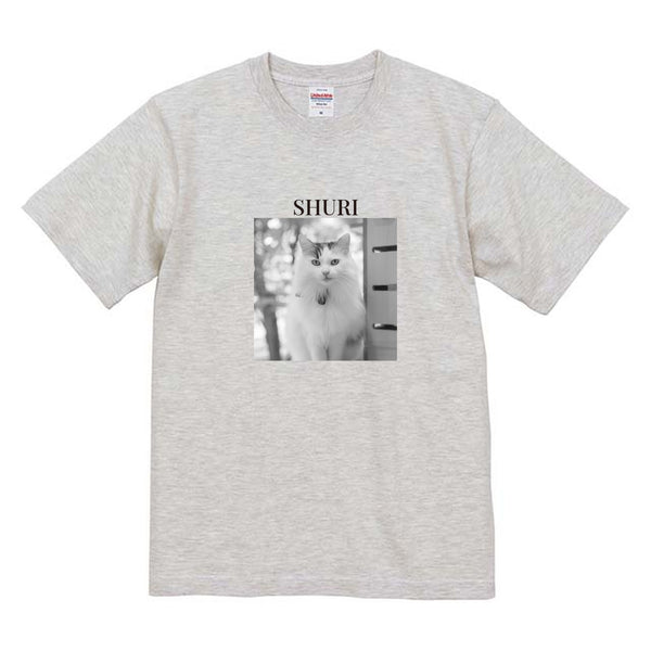 シュリ モノクロ写真コットンTシャツ