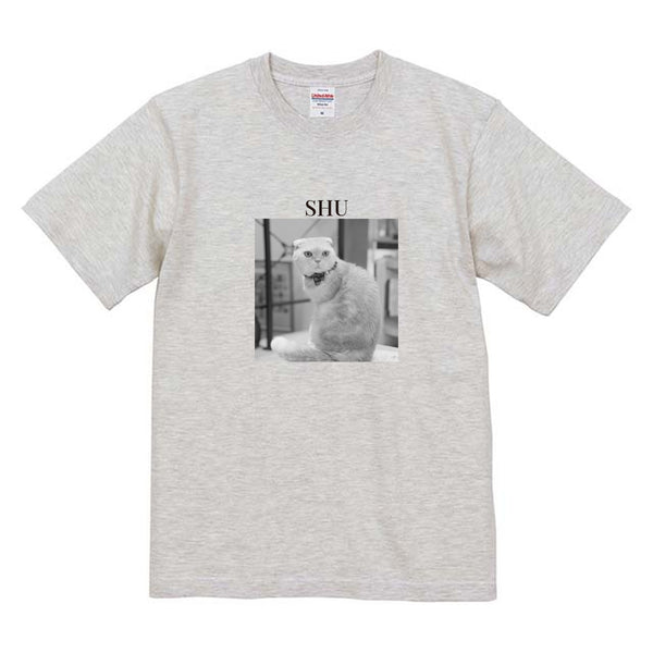 シュー モノクロ写真コットンTシャツ