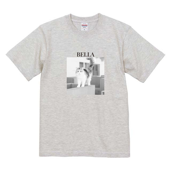 ベラ モノクロ写真コットンTシャツ