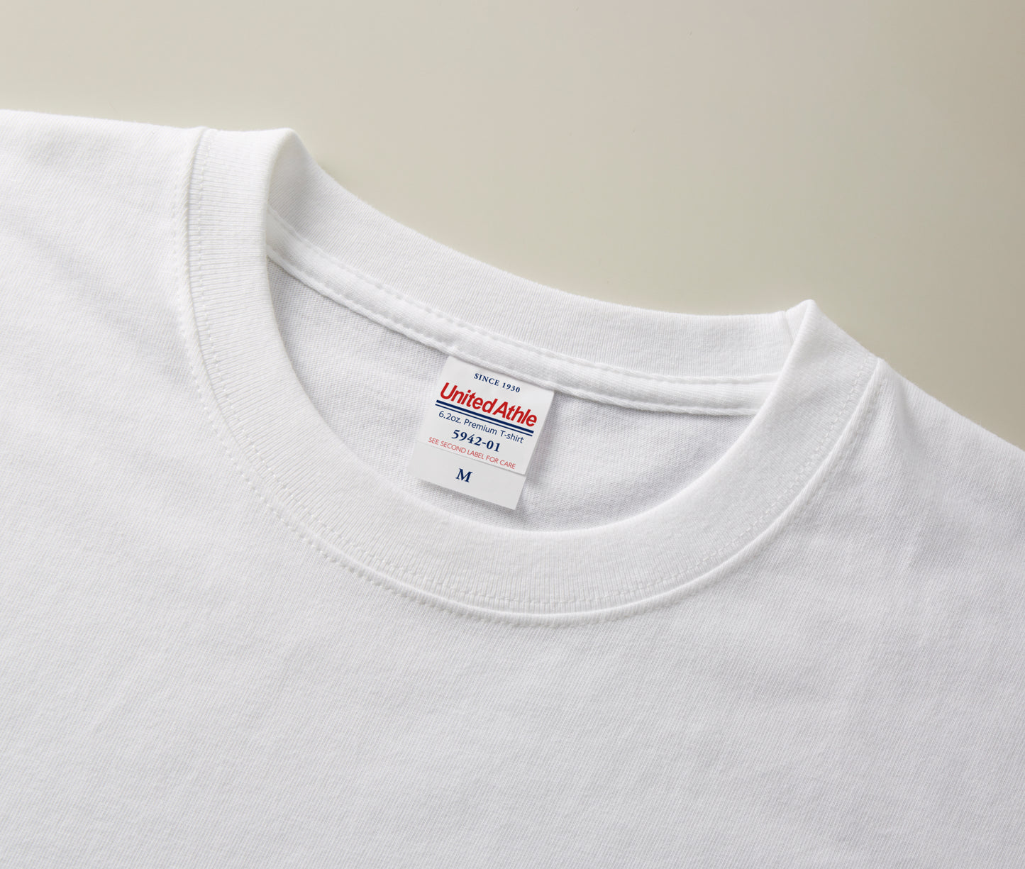 キング モノクロ写真コットンTシャツ