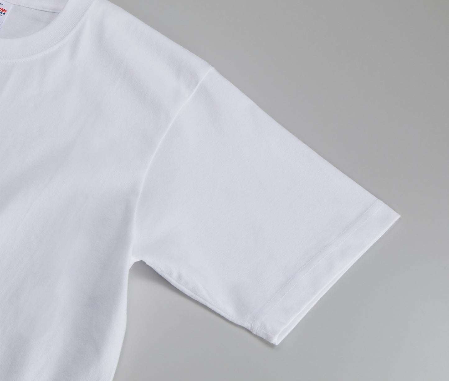 チャコ モノクロ写真コットンTシャツ