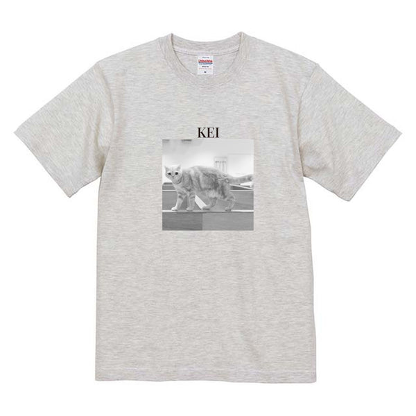 けい モノクロ写真コットンTシャツ