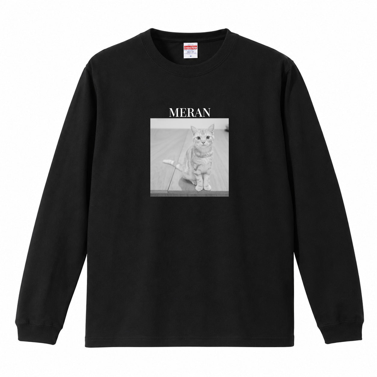 ブラック