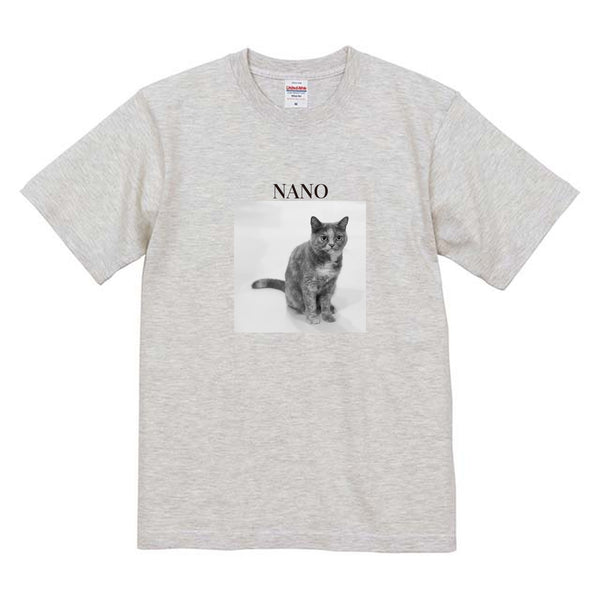 なの モノクロ写真コットンTシャツ