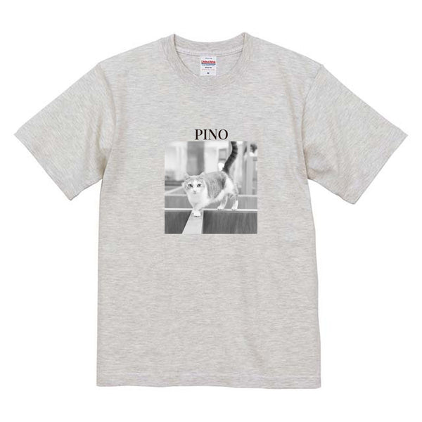 ピノ モノクロ写真コットンTシャツ