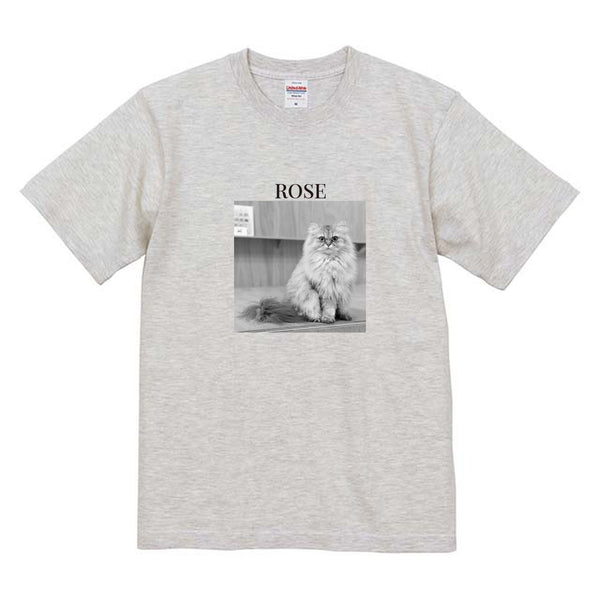 ロゼ モノクロ写真コットンTシャツ